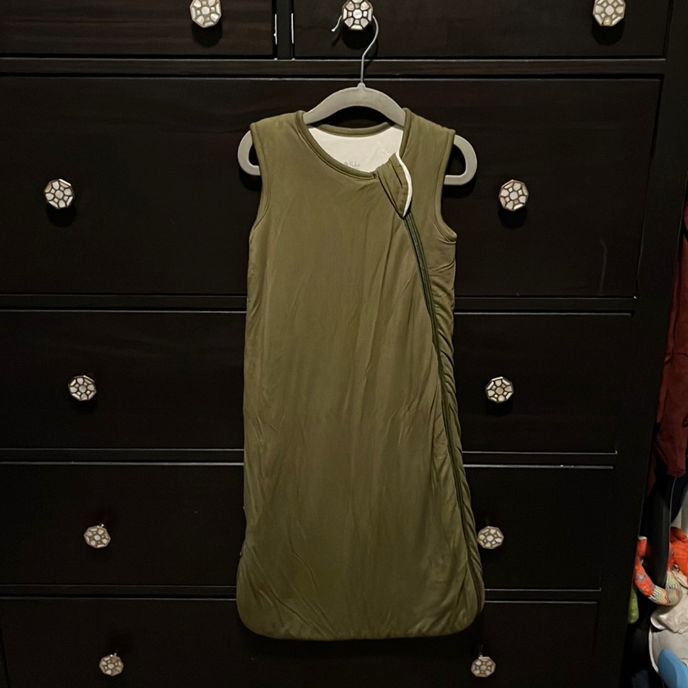 Kyte Baby Bamboo Sleep Bag Sack, Olive Green, size small, 1.0 TOG